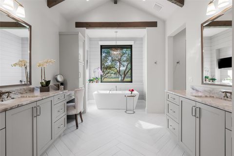 Tiny photo for 945 Rivercliff DR, Spicewood, TX 78669 (MLS # 6524961)