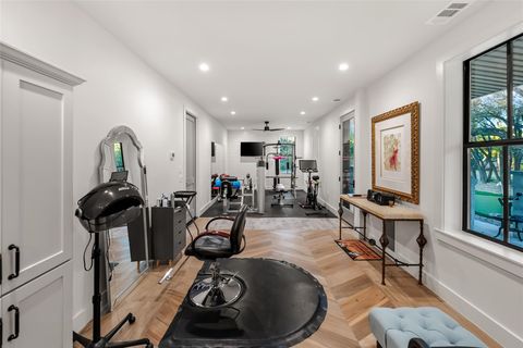 Tiny photo for 945 Rivercliff DR, Spicewood, TX 78669 (MLS # 6524961)