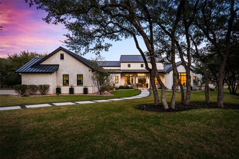 Photo of 945 Rivercliff DR, Spicewood, TX 78669 (MLS # 6524961)