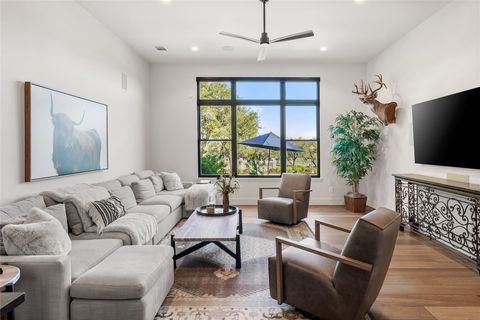 Tiny photo for 945 Rivercliff DR, Spicewood, TX 78669 (MLS # 6524961)