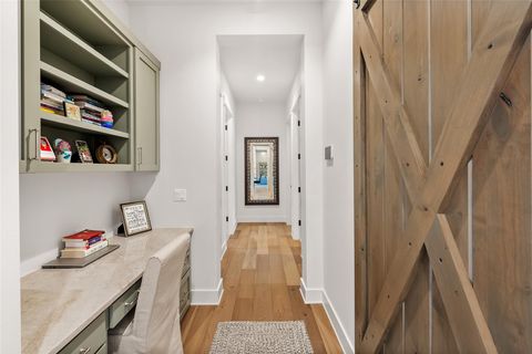 Tiny photo for 945 Rivercliff DR, Spicewood, TX 78669 (MLS # 6524961)