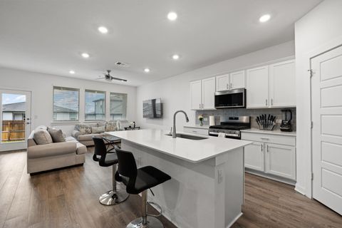 Photo of 13725 Lubeck DR, Pflugerville, TX 78660 (MLS # 4255786)