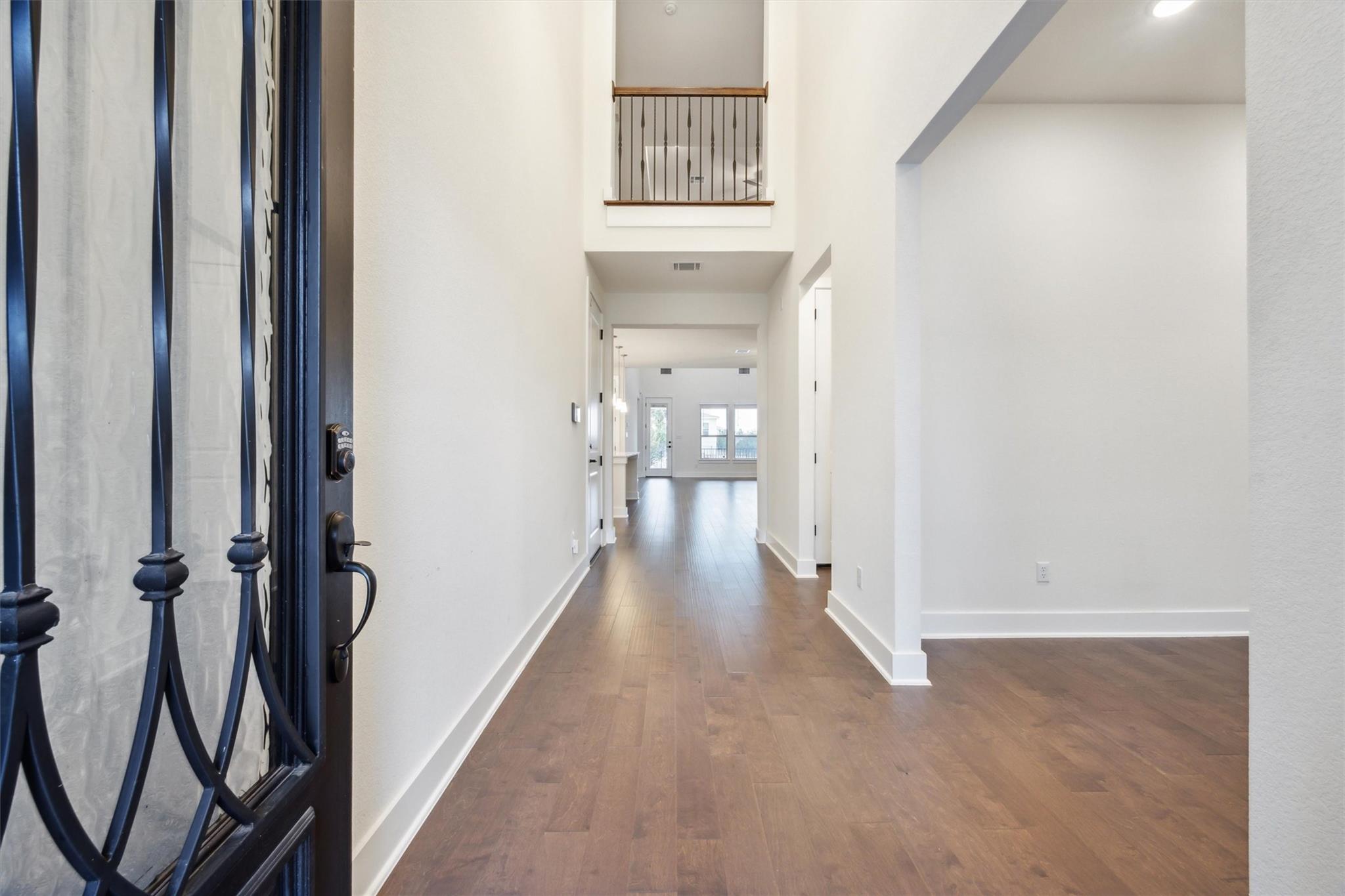 1220 Brassano PL