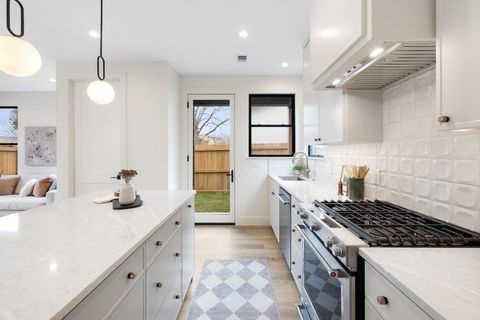 Tiny photo for 1519 Villanova DR, Austin, TX 78757 (MLS # 1442786)