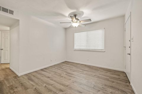 Tiny photo for 4306 Avenue A #105, Austin, TX 78751 (MLS # 9837319)