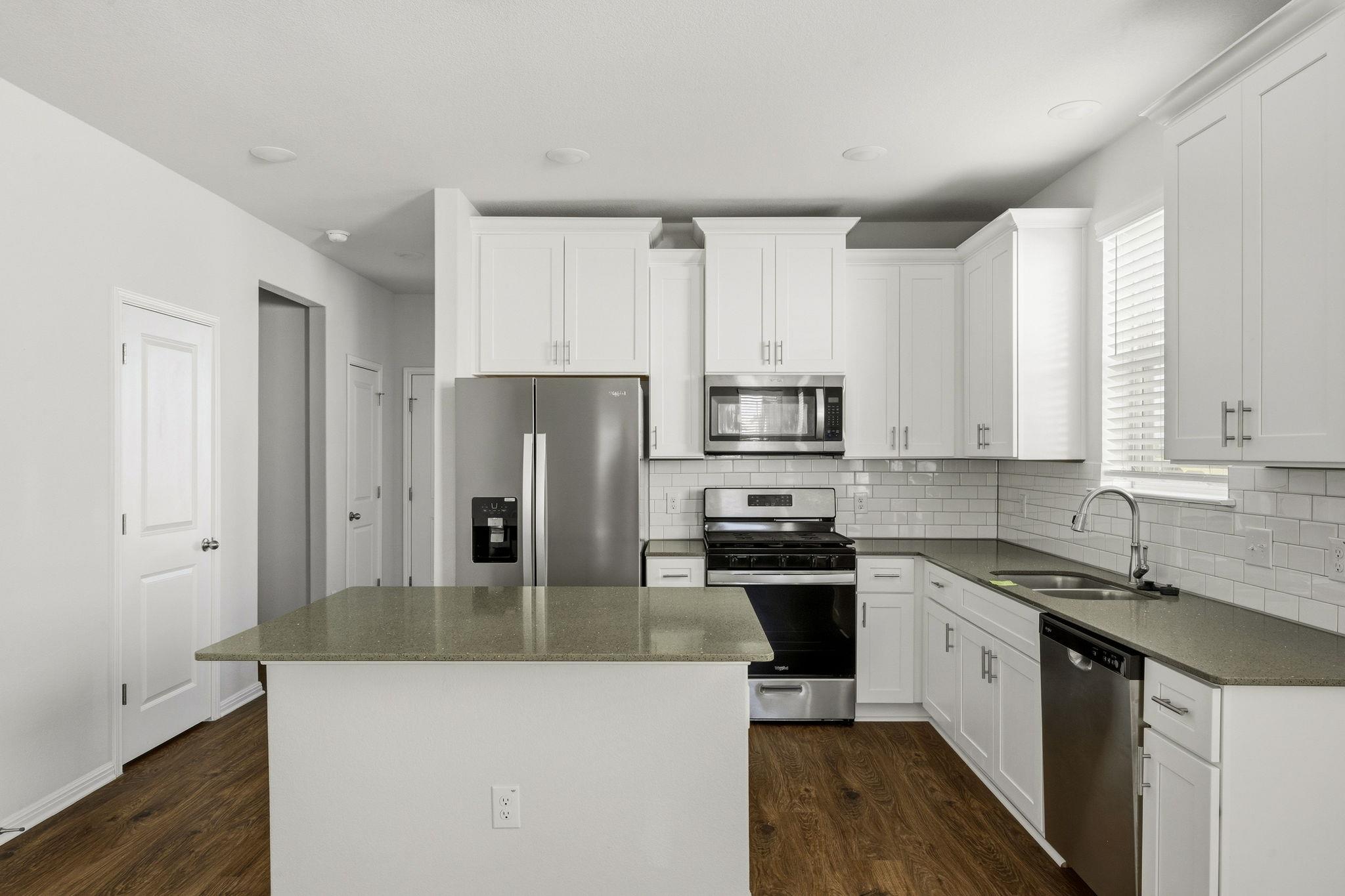 233 Porter Country PKWY