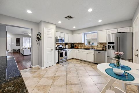 Tiny photo for 11002 Watchful Fox DR, Austin, TX 78748 (MLS # 7366934)