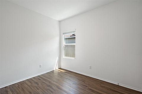 Tiny photo for 13803 Tordillo DR, Elgin, TX 78621 (MLS # 7141556)