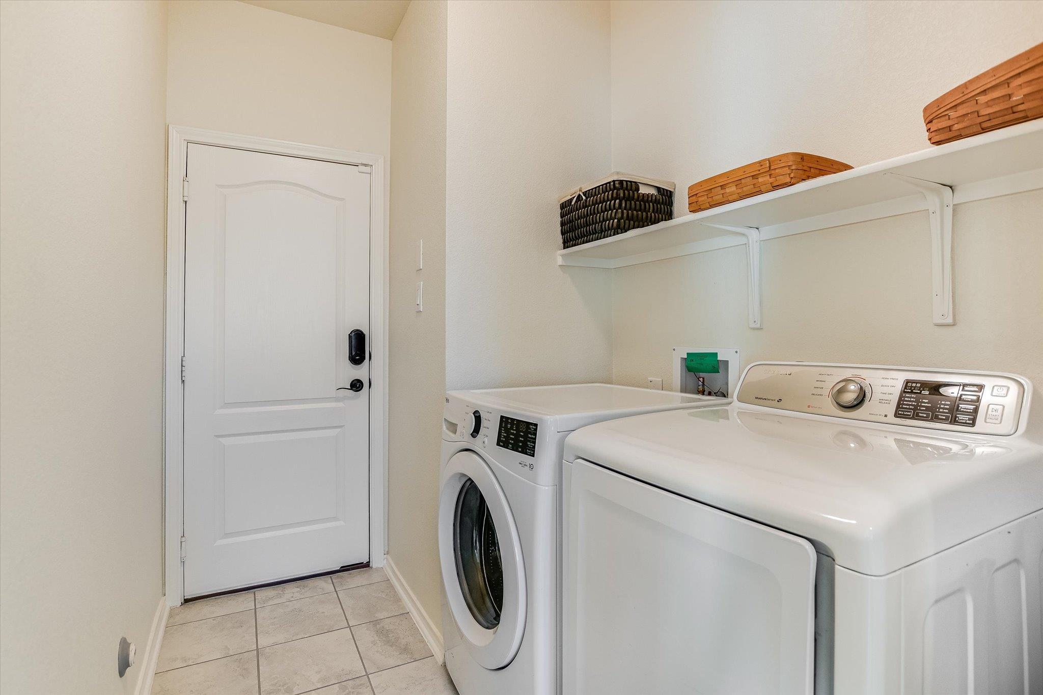 Manor, Texas 78653, United States, 3 Bedrooms Bedrooms, ,3 BathroomsBathrooms,Residential,Active,116821