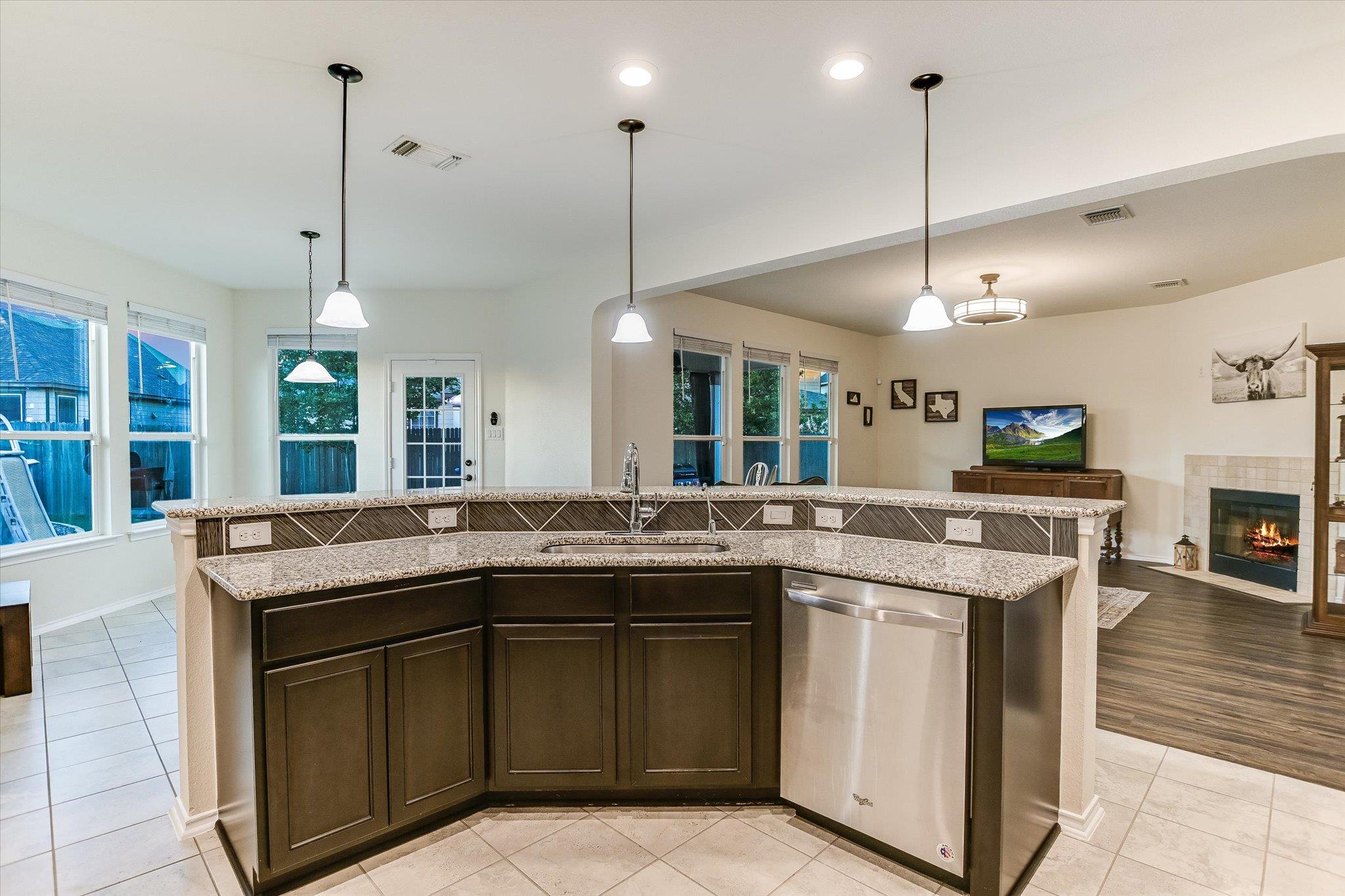 Manor, Texas 78653, United States, 3 Bedrooms Bedrooms, ,3 BathroomsBathrooms,Residential,Active,116821