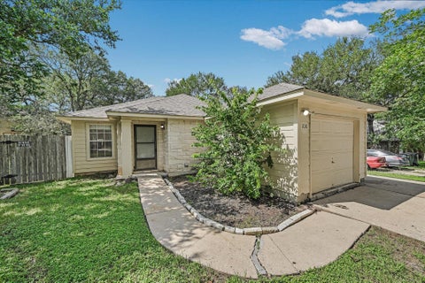 Photo of 108 N Mockingbird CIR, Cedar Creek, TX 78612 (MLS # 7621972)