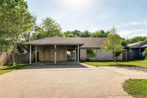 Photo of 6711 West Gate BLVD #A, Austin, TX 78745 (MLS # 1579124)