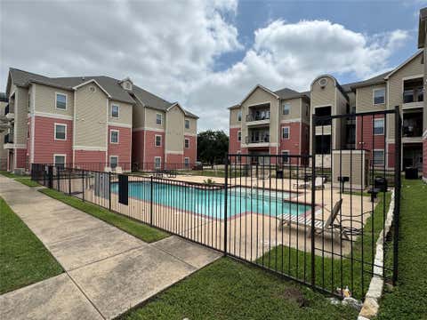 Tiny photo for 1901 Crossing PL #1101, Austin, TX 78741 (MLS # 2187714)