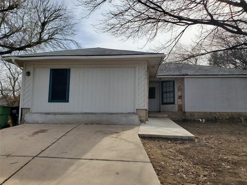 Photo of 907 Fairway Green CV, Round Rock, TX 78664 (MLS # 7102955)