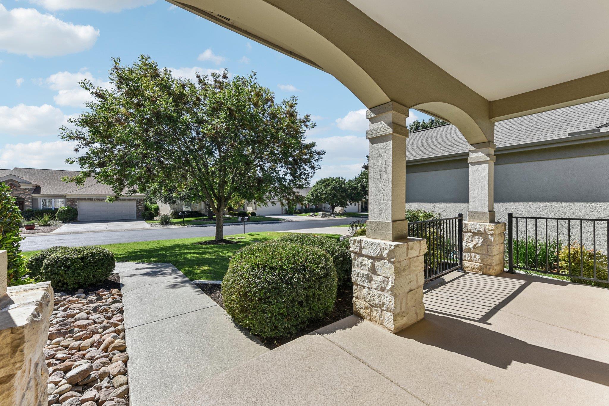 206 Armstrong DR