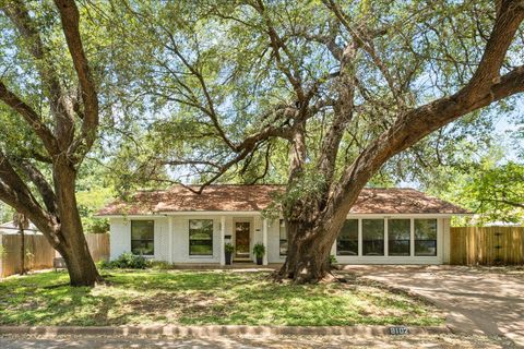 Tiny photo for 8102 Shadowood DR, Austin, TX 78757 (MLS # 7084162)