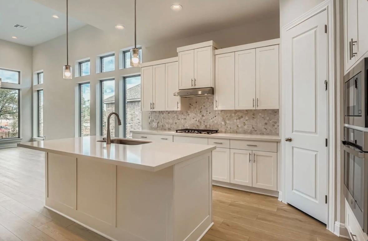 310 Prickly Poppy LOOP