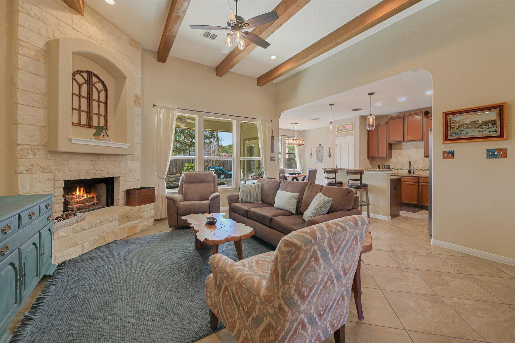 27 Whispering Valley DR