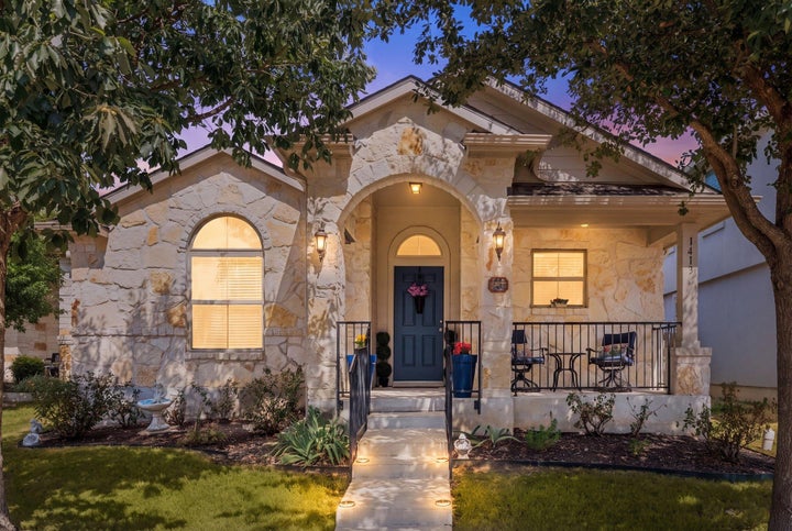 Photo 1 of 31 — 1413 Bess CV, Leander, TX 78641