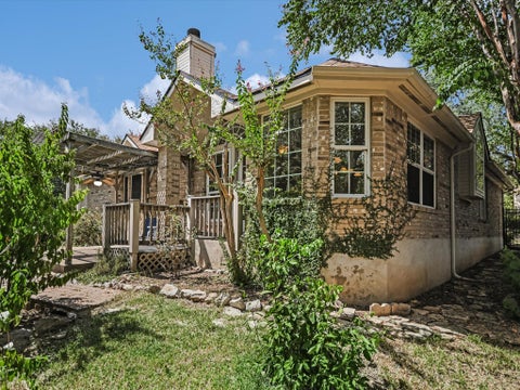 Tiny photo for 10817 Redmond RD, Austin, TX 78739 (MLS # 1126827)