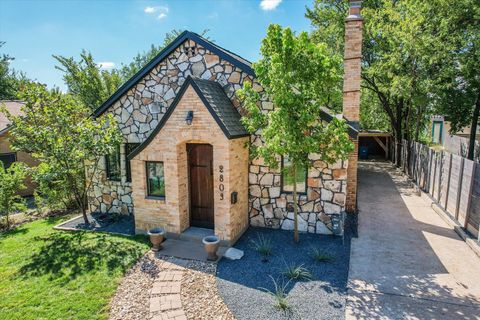 Photo of 2803 E 22nd ST, Austin, TX 78722 (MLS # 3525066)