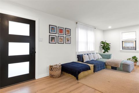 Tiny photo for 1111 Ebert Ave, Austin, TX 78721 (MLS # 9469140)