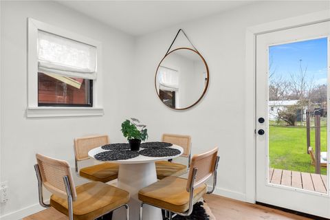 Tiny photo for 1111 Ebert Ave, Austin, TX 78721 (MLS # 9469140)