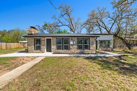 Photo of 201 County Road 279, Liberty Hill, TX 78642 (MLS # 1230614)