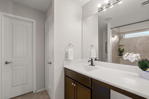 Tiny photo for 7120 Razors Edge DR, Austin, TX 78744 (MLS # 8663226)
