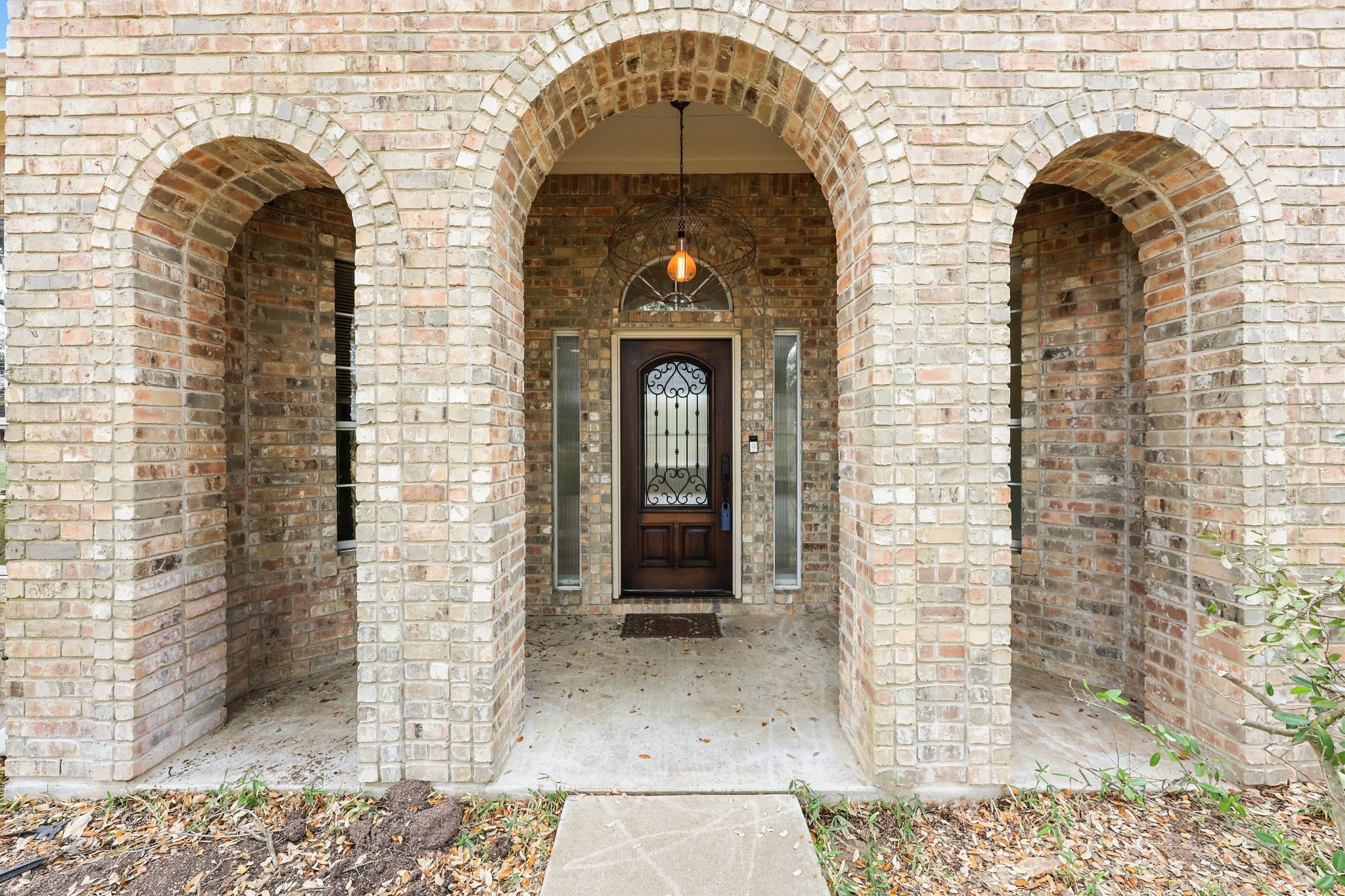 2003 Fountainwood DR