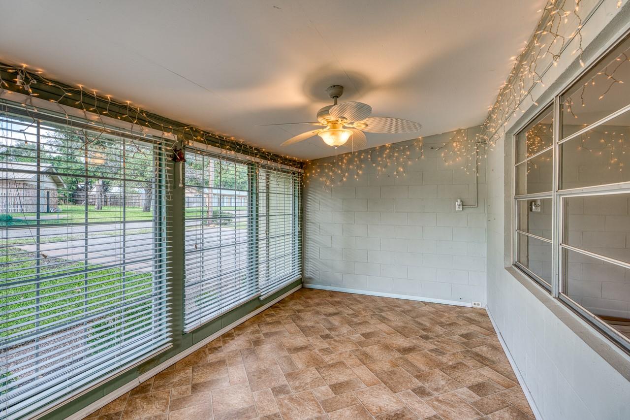 336 Carlson CIR