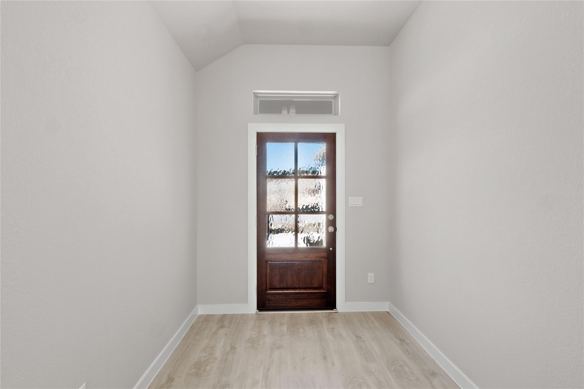8003 Shining Flor RUN