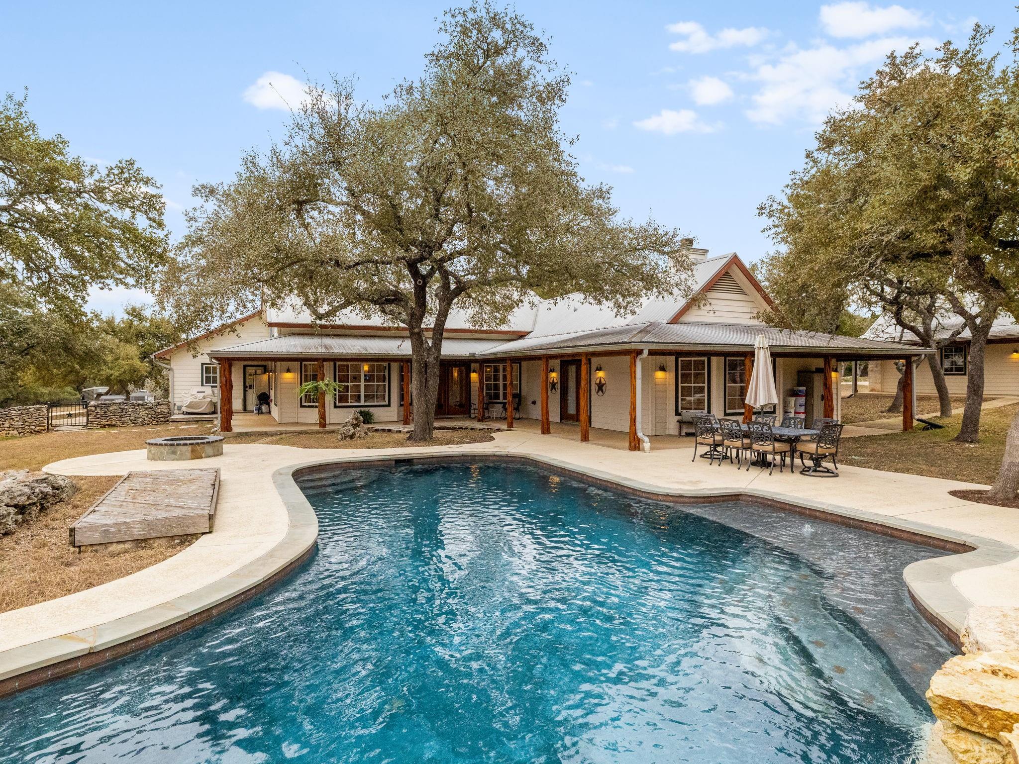 Driftwood, Texas 78619, United States, 3 Bedrooms Bedrooms, ,4 BathroomsBathrooms,Residential,Active,87860