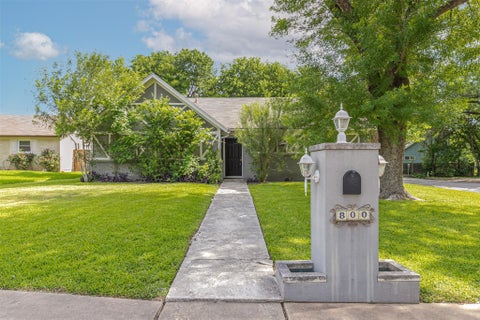 Photo of 800 Easy Day CV, Austin, TX 78745 (MLS # 3780836)
