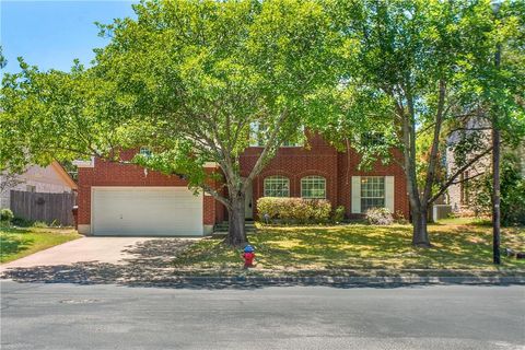 Photo of 608 Creekmont DR, Round Rock, TX 78681 (MLS # 2128365)