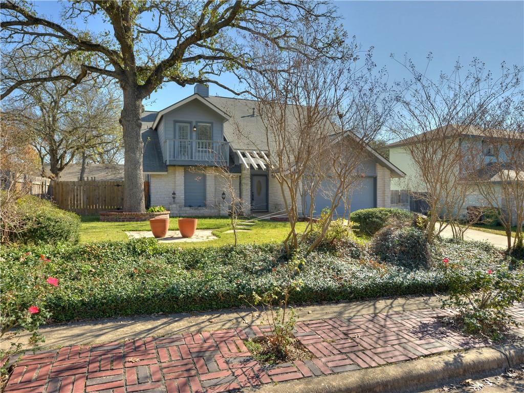 1707 Brokenshoe DR