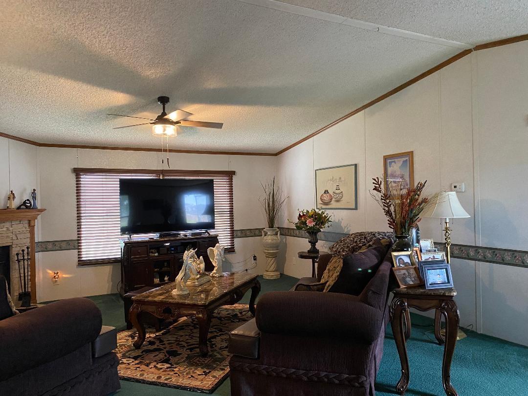 1437 Heidenreich LN