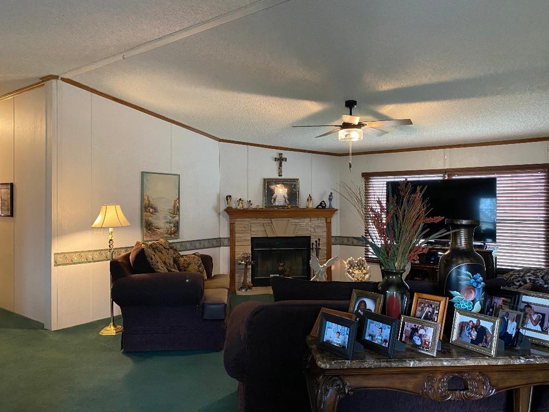 1437 Heidenreich LN