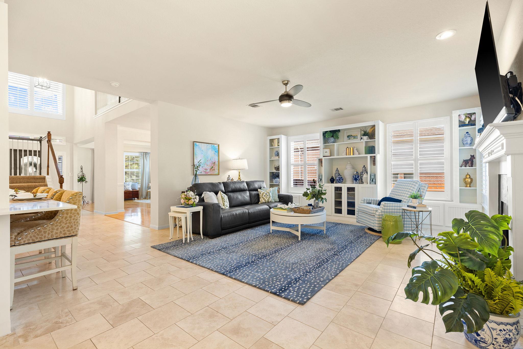 2902 CEDAR CREST CIR