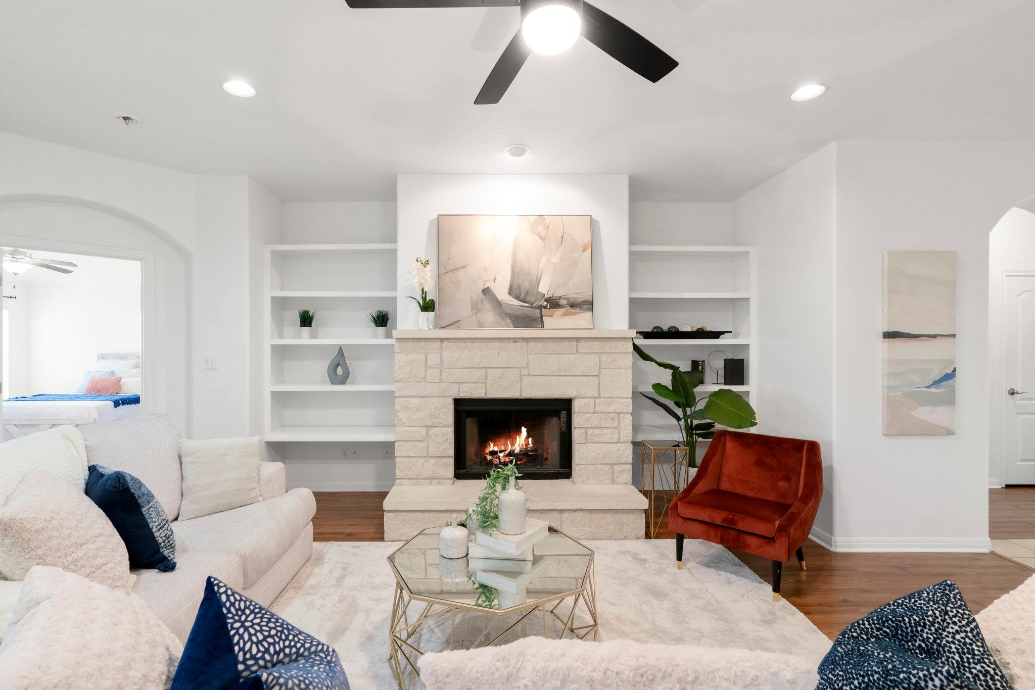 809 Hedgewood DR