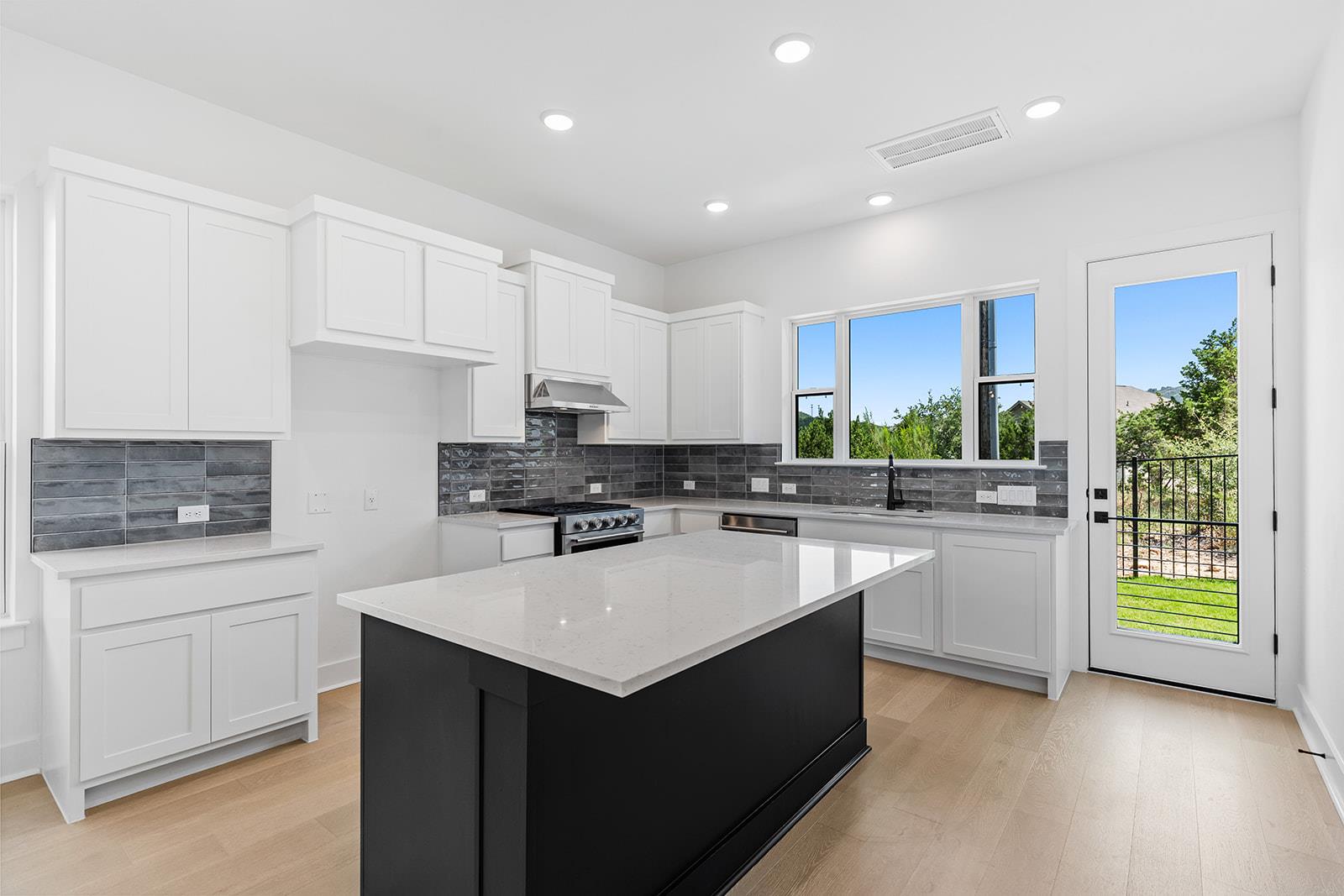403 Austin Heights RD