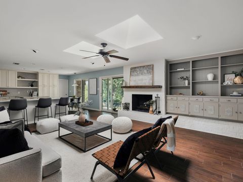 Tiny photo for 7601 Parkview CIR, Austin, TX 78731 (MLS # 8304897)