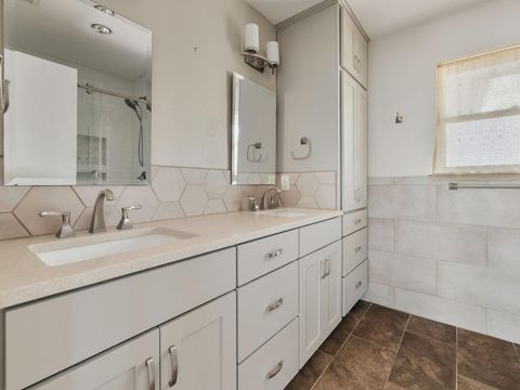Tiny photo for 7601 Parkview CIR, Austin, TX 78731 (MLS # 8304897)