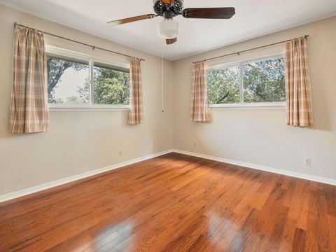 Tiny photo for 7601 Parkview CIR, Austin, TX 78731 (MLS # 8304897)