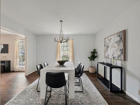 Tiny photo for 7601 Parkview CIR, Austin, TX 78731 (MLS # 8304897)