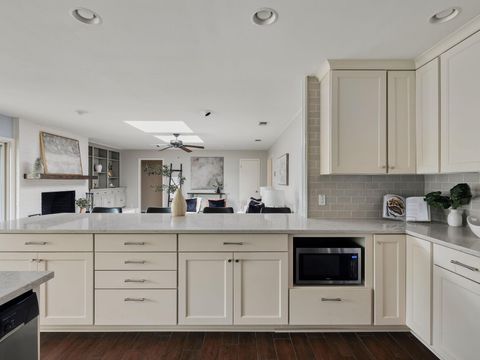 Tiny photo for 7601 Parkview CIR, Austin, TX 78731 (MLS # 8304897)