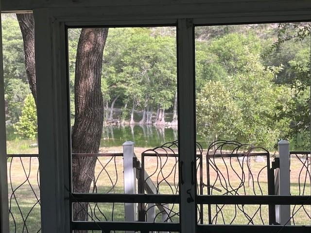 Wimberley, Texas 78676, United States, 2 Bedrooms Bedrooms, ,2 BathroomsBathrooms,Residential,Pending,53298