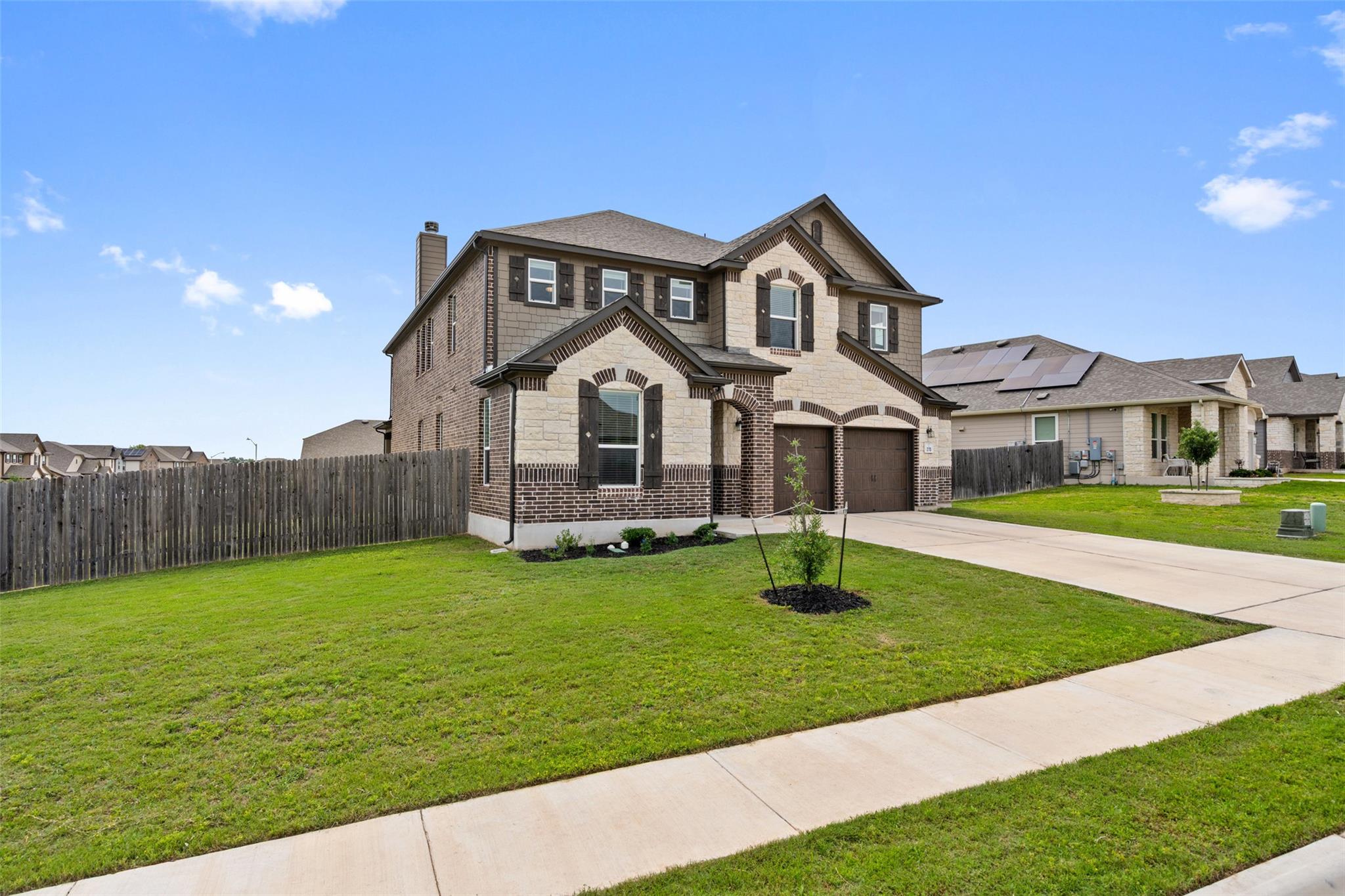 270 Johnny Cake DR