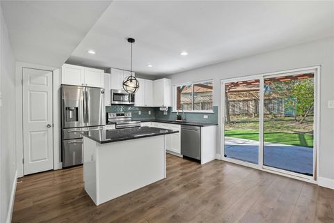 Tiny photo for 3106 Leaf CIR, Austin, TX 78759 (MLS # 3293334)