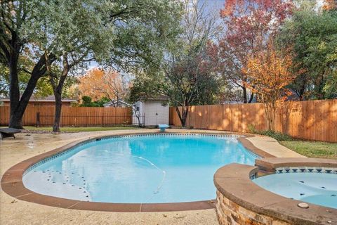 Tiny photo for 11713 Hobbiton TRL, Austin, TX 78739 (MLS # 8107371)